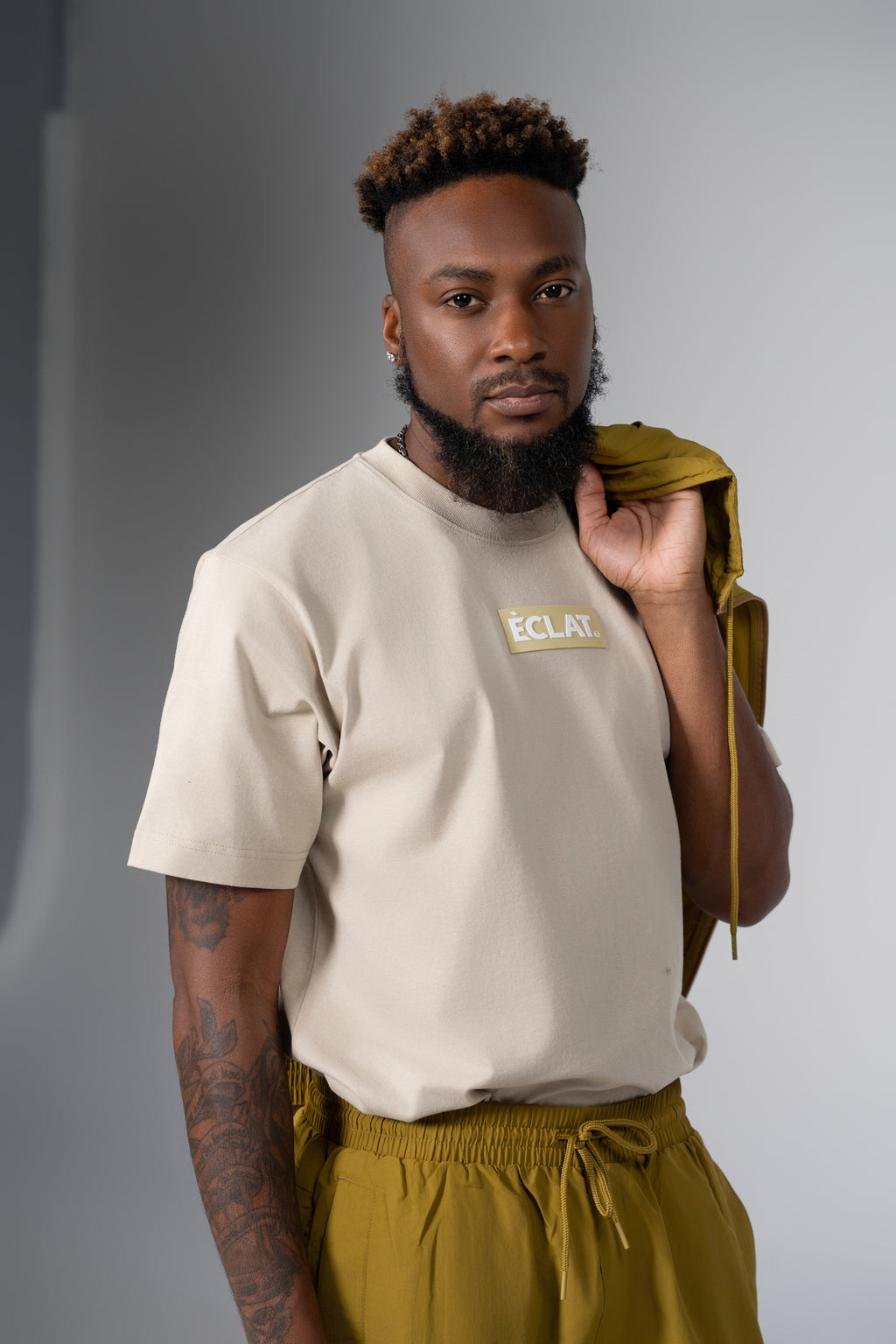 Éclat Classic Patch Tee